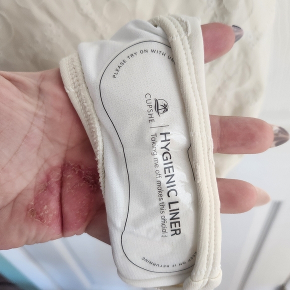 Cupshe NWT Size Large Cream Lace O Ring Strappy Back One Piece Swimsuit Summer - Picture 2 of 7